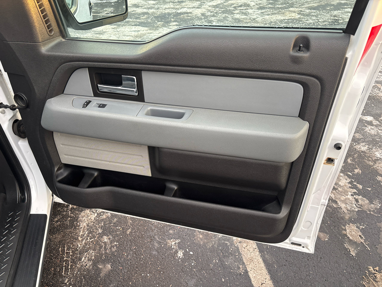 Used 2014 Ford F150 XL w/ Equipment Group 101A Mid image 25