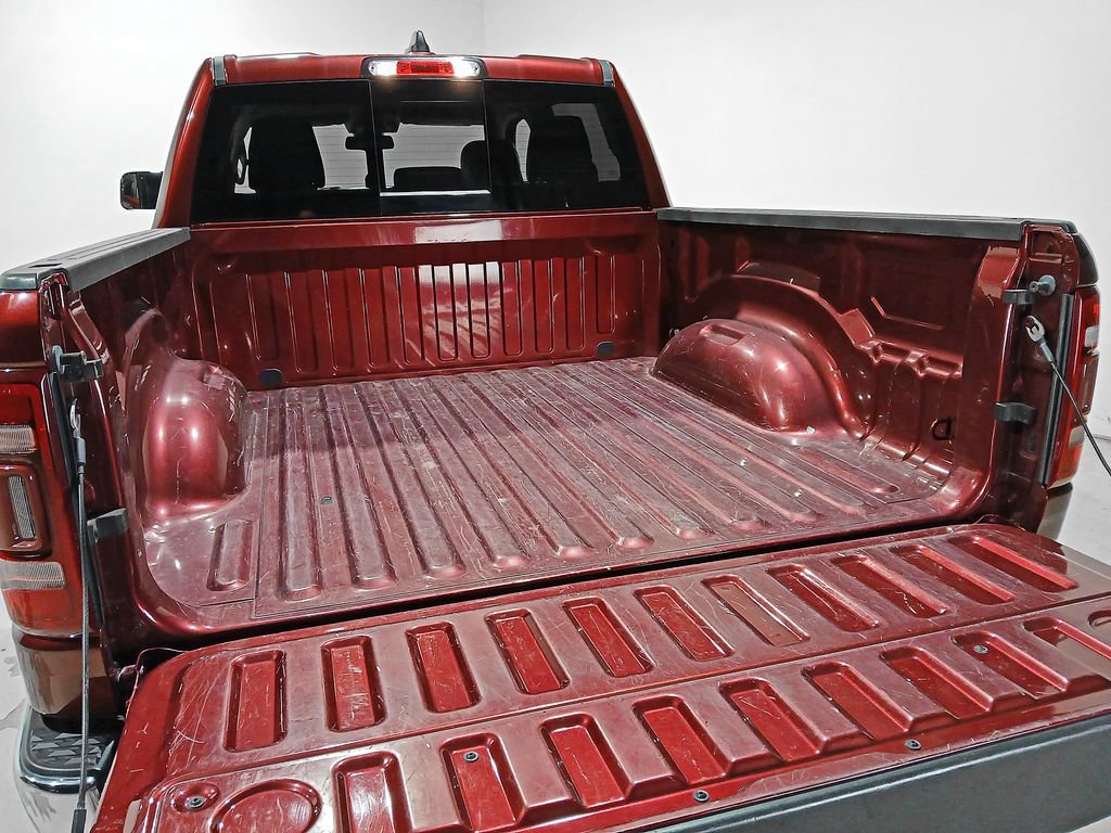 Used 2019 RAM 1500 Laramie AWD/4WD image 7