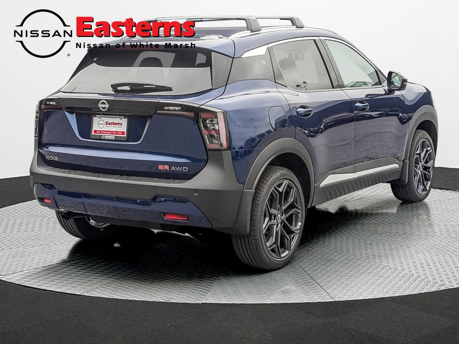 New 2026 Nissan Kicks SR w/ Cold Weather Package AWD/4WD image 7