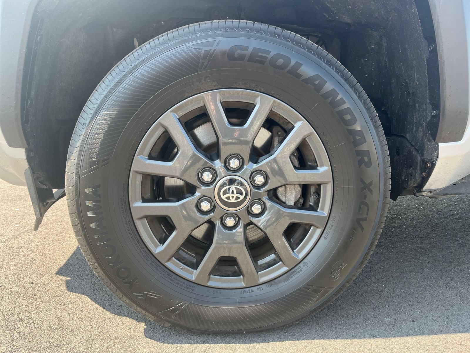 Used 2025 Toyota 4Runner SR5 RWD image 30