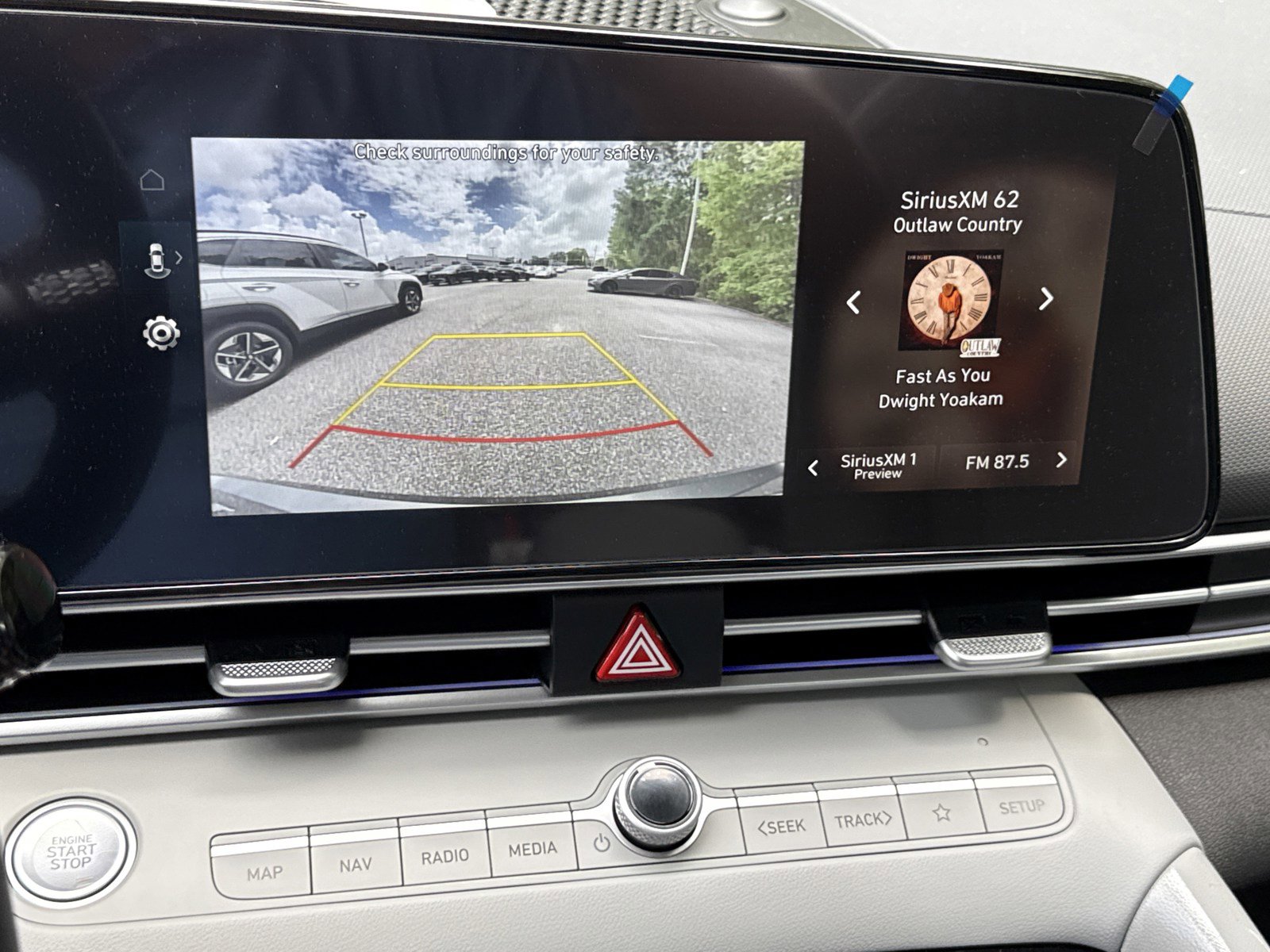 New 2026 Hyundai Elantra Limited FWD image 23