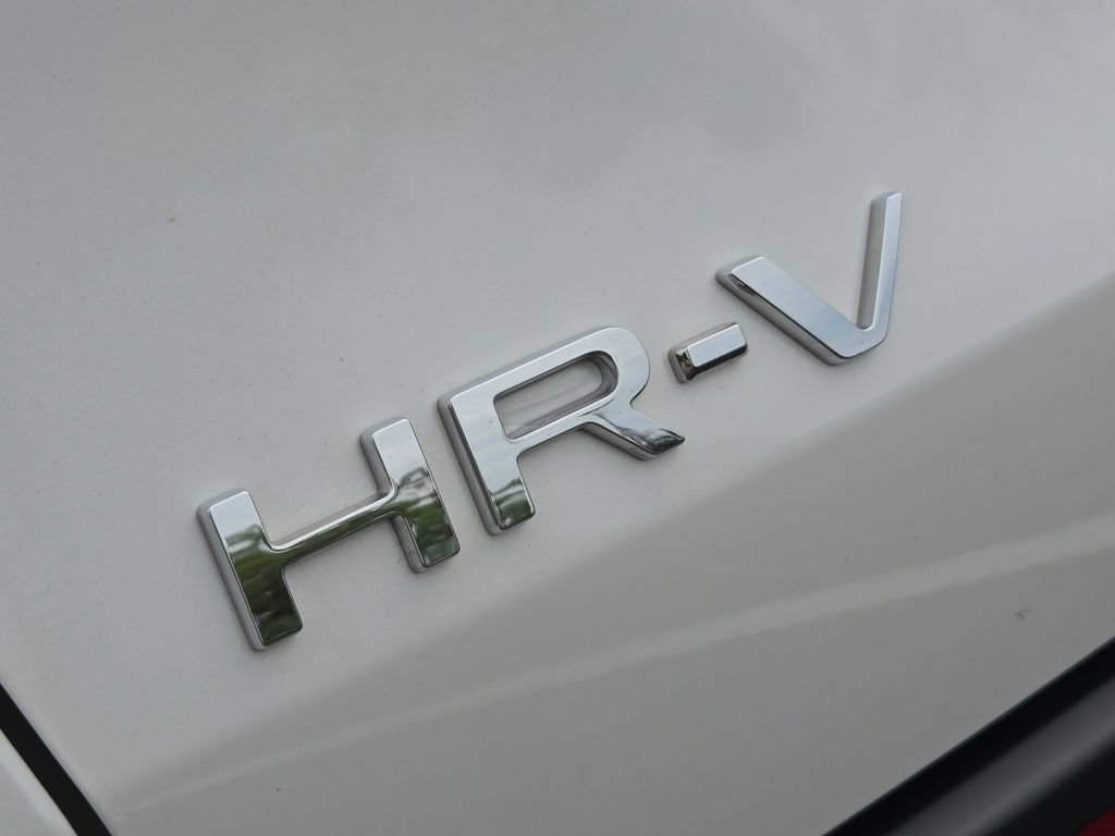 Used 2024 Honda HR-V Sport image 17