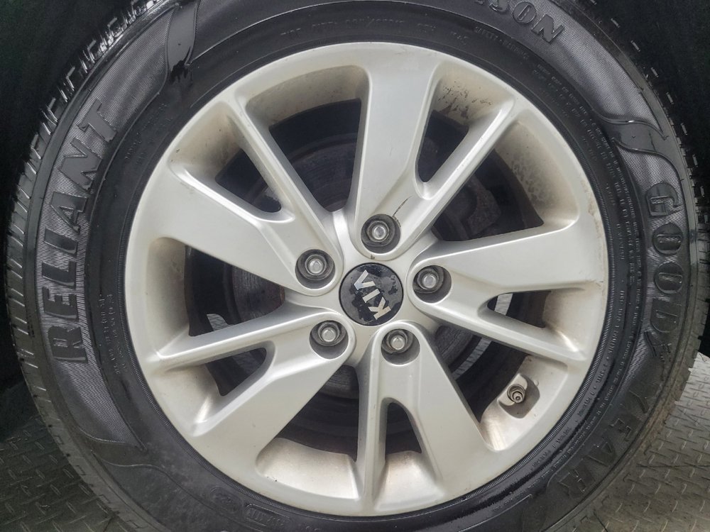 Used 2018 Kia Optima LX FWD image 31
