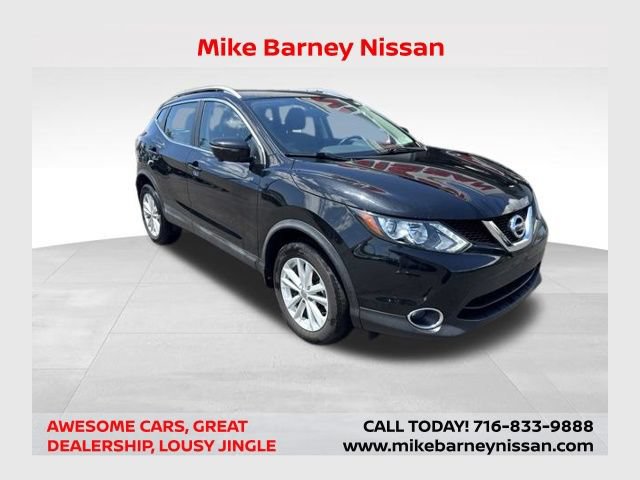 Used 2017 Nissan Rogue Sport SV w/ SV Premium Package AWD/4WD image 1