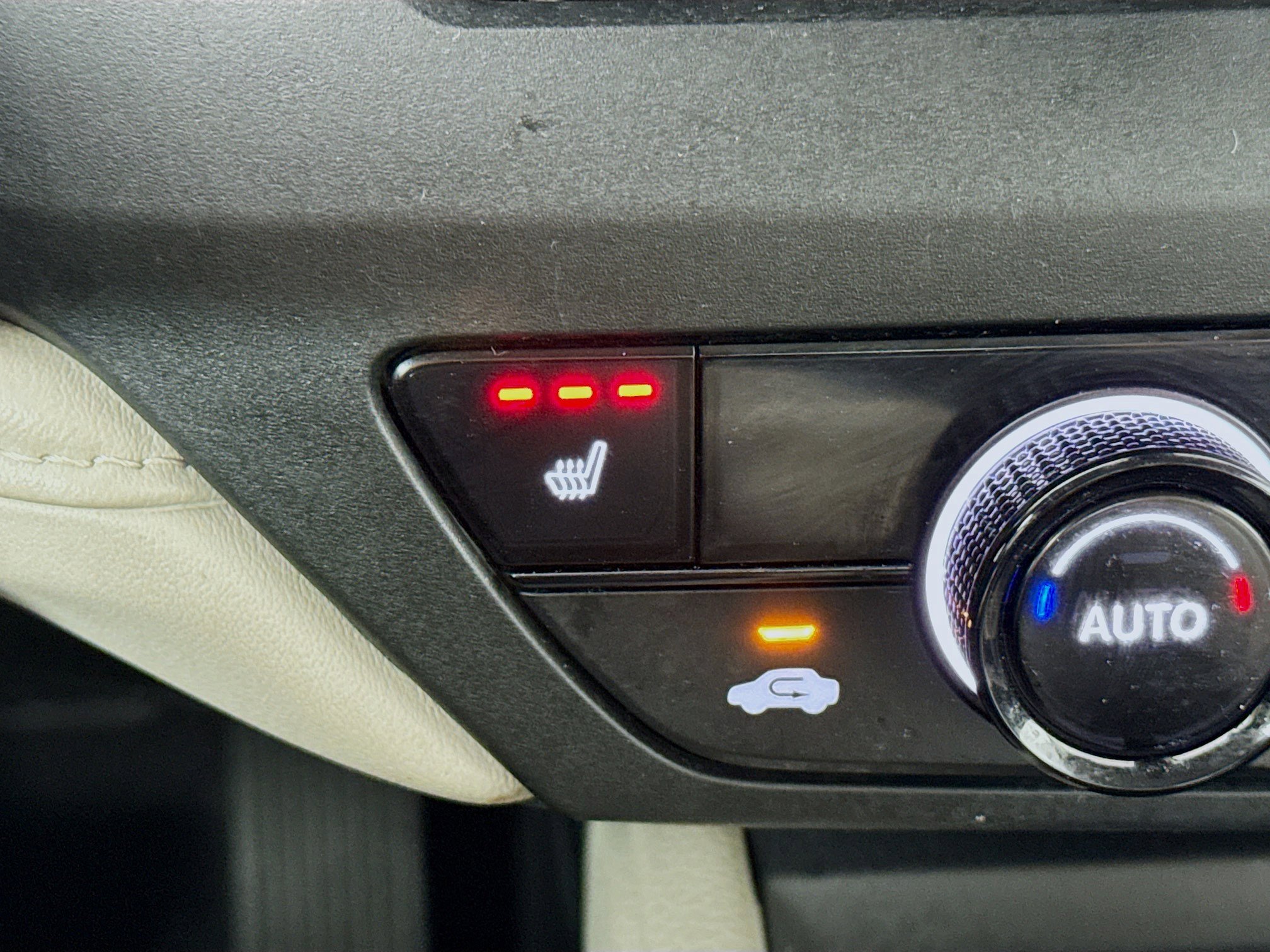 Certified 2023 Honda Accord EX image 19