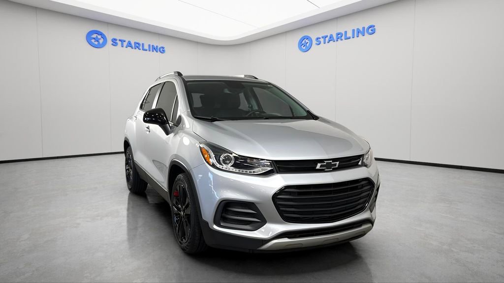 Certified 2022 Chevrolet Trax LT w/ Redline Edition image 6