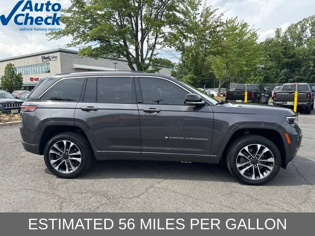 Used 2024 Jeep Grand Cherokee Overland w/ Trailer Tow Package AWD/4WD image 15