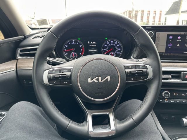 Used 2023 Kia K5 EX image 40