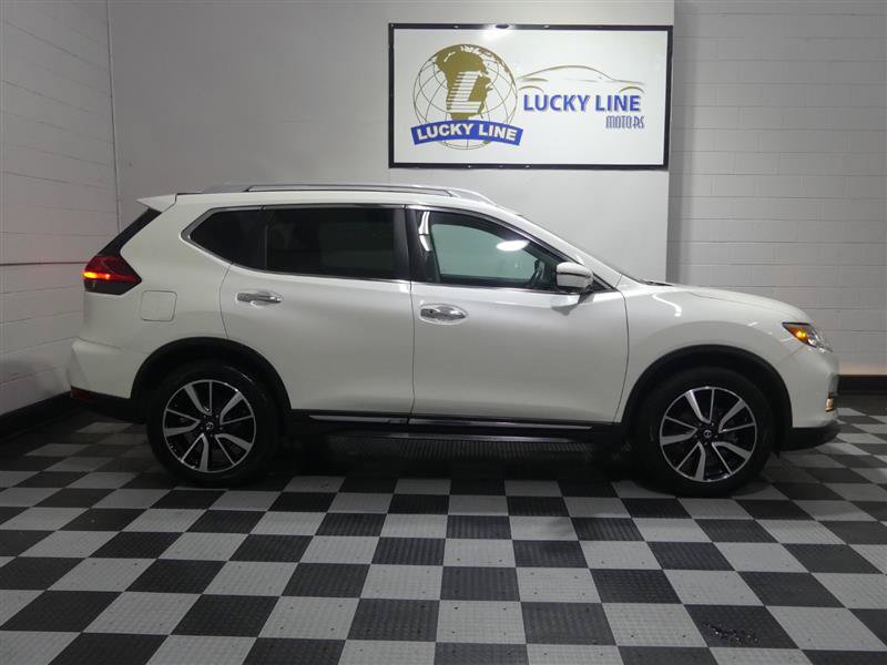 Used 2017 Nissan Rogue SL w/ SL Premium Package AWD/4WD image 6