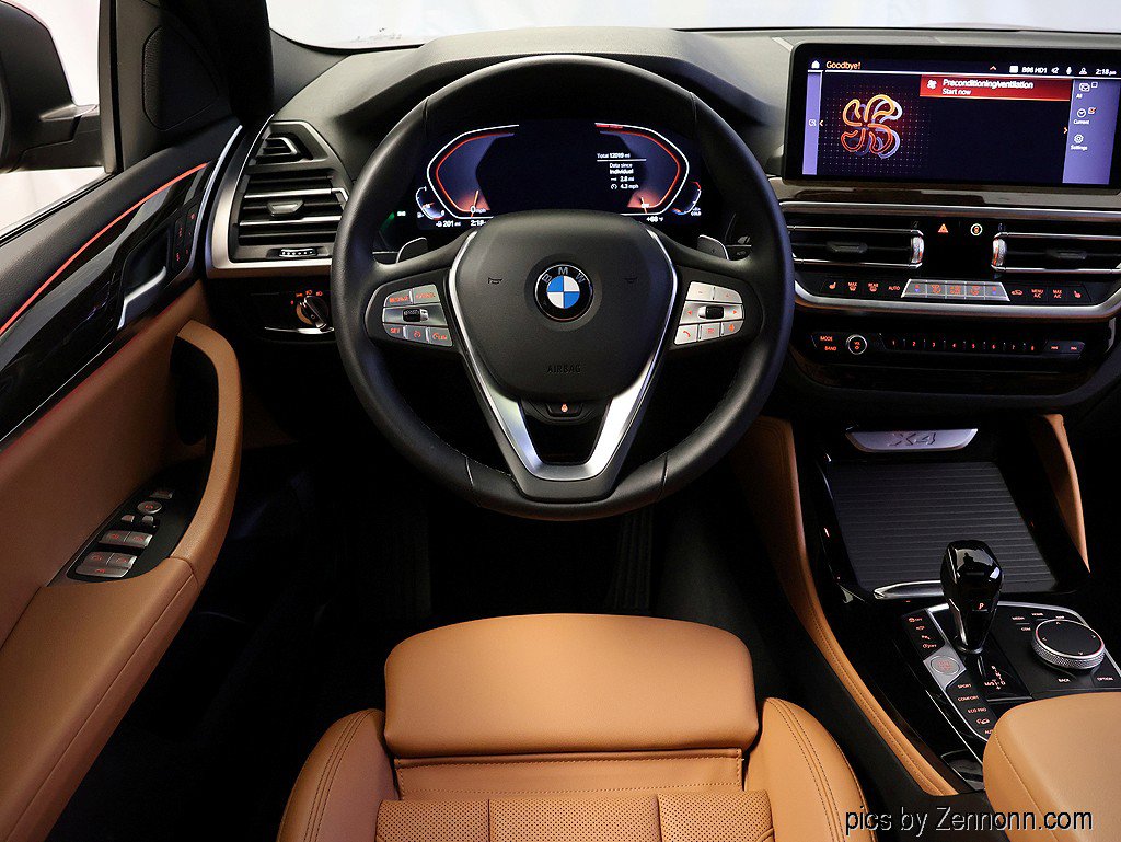 Certified 2025 BMW X4 xDrive30i AWD/4WD image 15