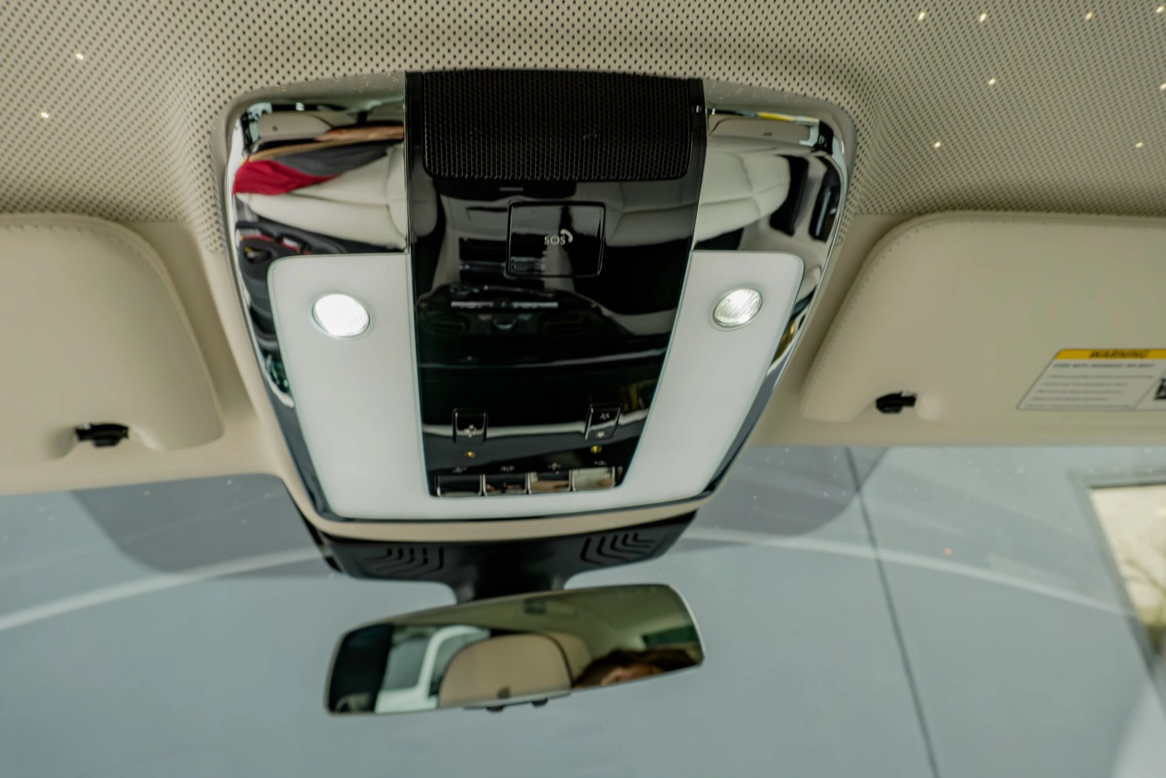 Used 2024 Rolls-Royce Phantom Sedan RWD image 88