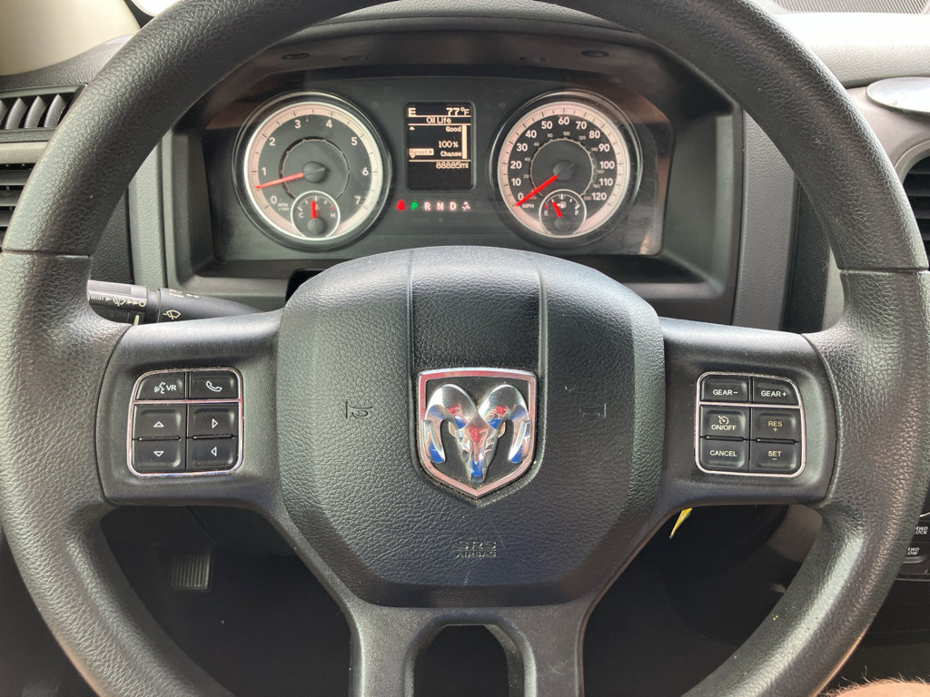 Used 2018 RAM 1500 Express w/ Black Ram 1500 Express Group AWD/4WD image 18