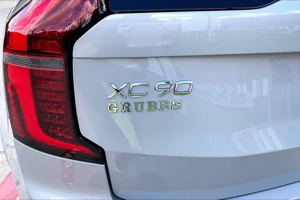 Used 2025 Volvo XC90 B6 Plus AWD/4WD image 43