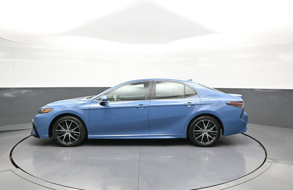 Certified 2024 Toyota Camry SE AWD/4WD image 5