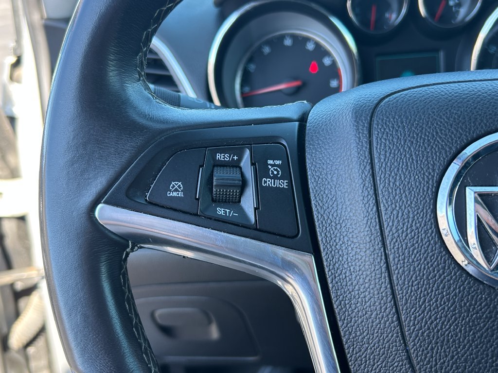 Used 2015 Buick Encore FWD image 17