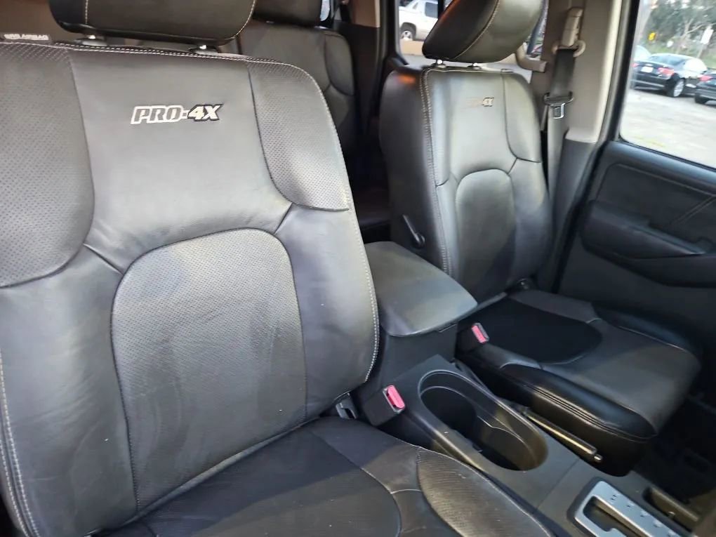 Used 2014 Nissan Frontier PRO-4X w/ Pro-4x Luxury Package AWD/4WD image 11