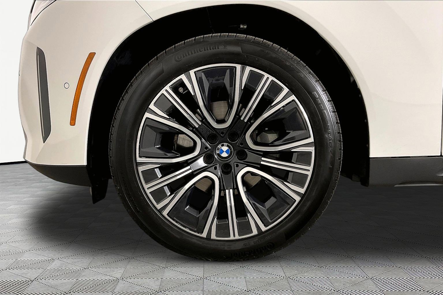 Certified 2026 BMW X3 xDrive30 w/ Convenience Package AWD/4WD image 13