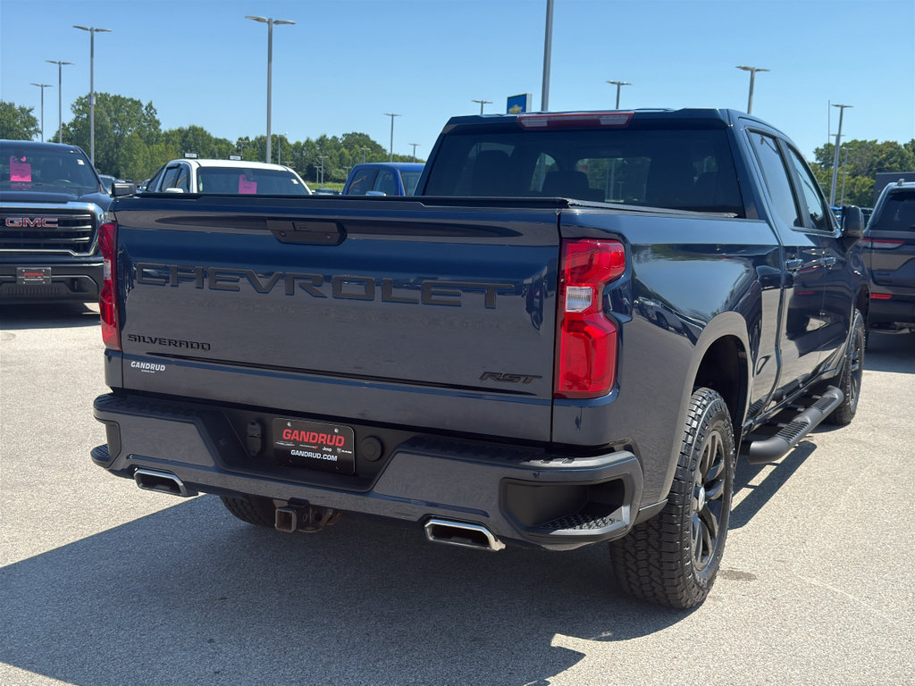 Used 2022 Chevrolet Silverado 1500 RST w/ Z71 Off-Road Package AWD/4WD image 5