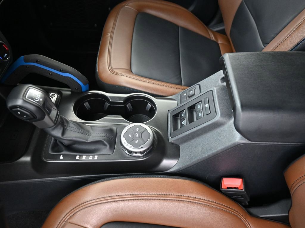 Used 2023 Ford Bronco Outer Banks image 20