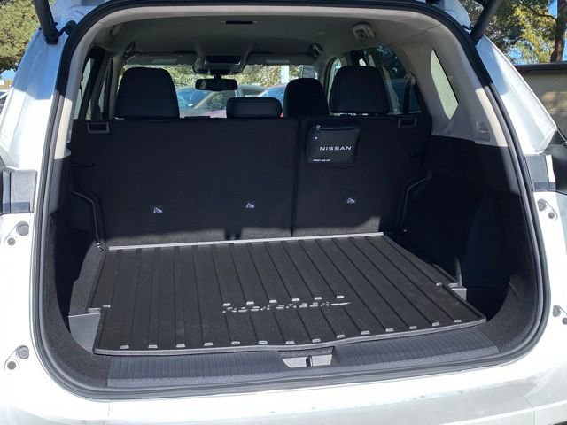 New 2026 Nissan Rogue SV w/ Rock Creek Premium Package image 26