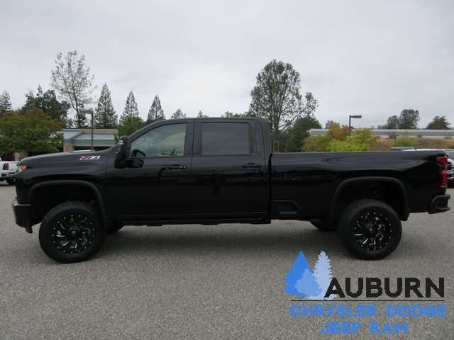 Used 2022 Chevrolet Silverado 3500 LTZ w/ LTZ Plus Package image 10
