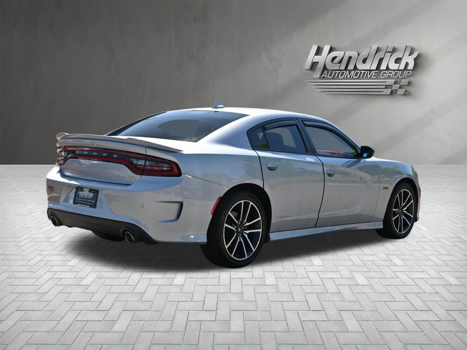 Used 2023 Dodge Charger R/T w/ Plus Group RWD image 10