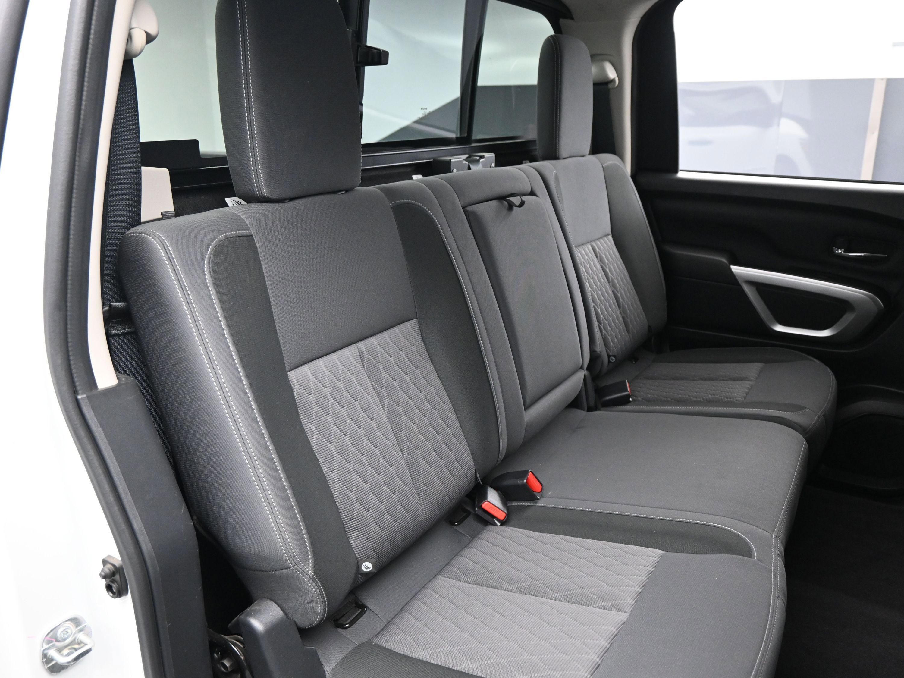 Used 2024 Nissan Titan SV w/ Accessory Utility Package image 14