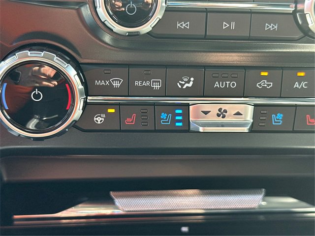 New 2025 Ford F350 Lariat w/ Lariat Ultimate Package image 25