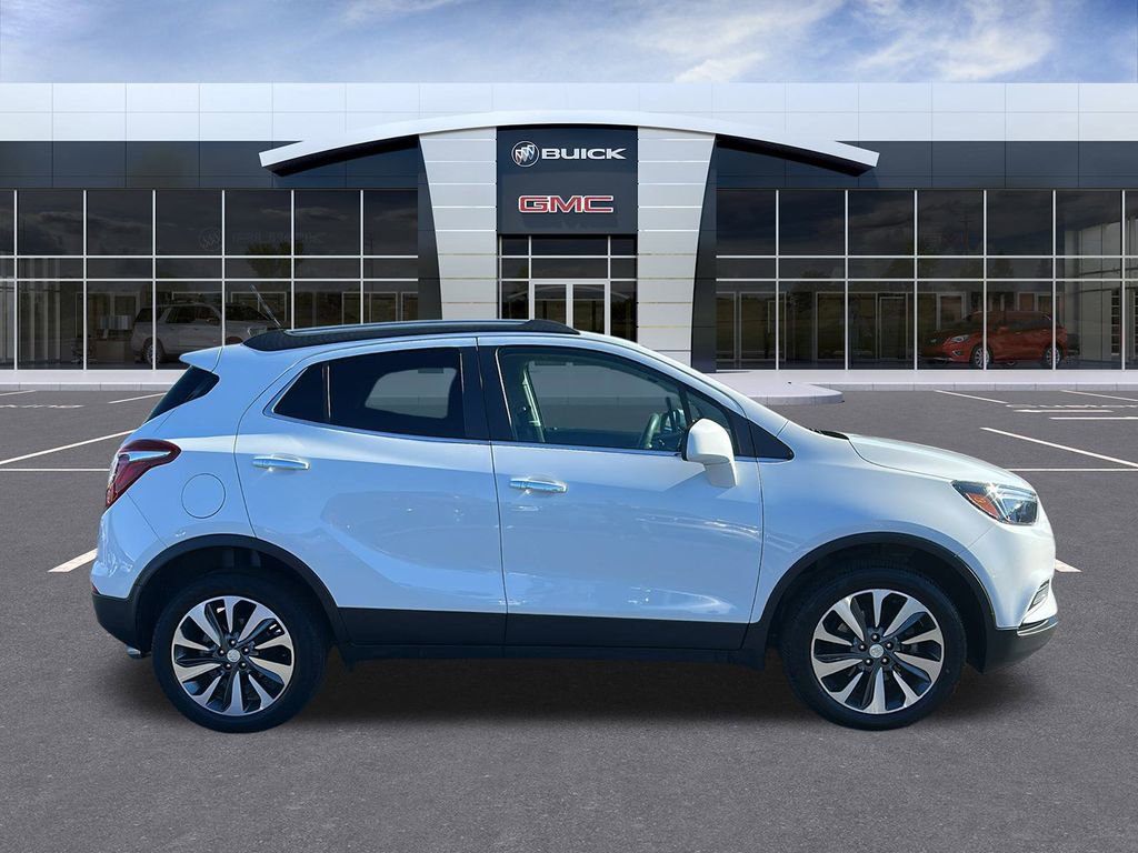 Used 2022 Buick Encore Preferred image 6