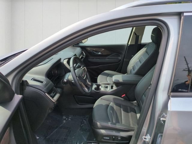 Used 2024 GMC Terrain Denali w/ Denali Premium Package AWD/4WD image 20