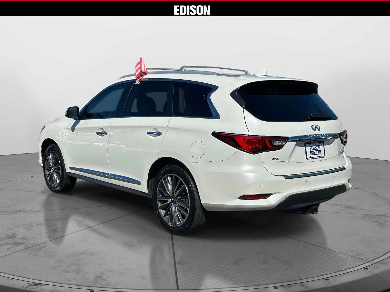 Used 2019 INFINITI QX60 Luxe w/ Sensory Package AWD/4WD image 5