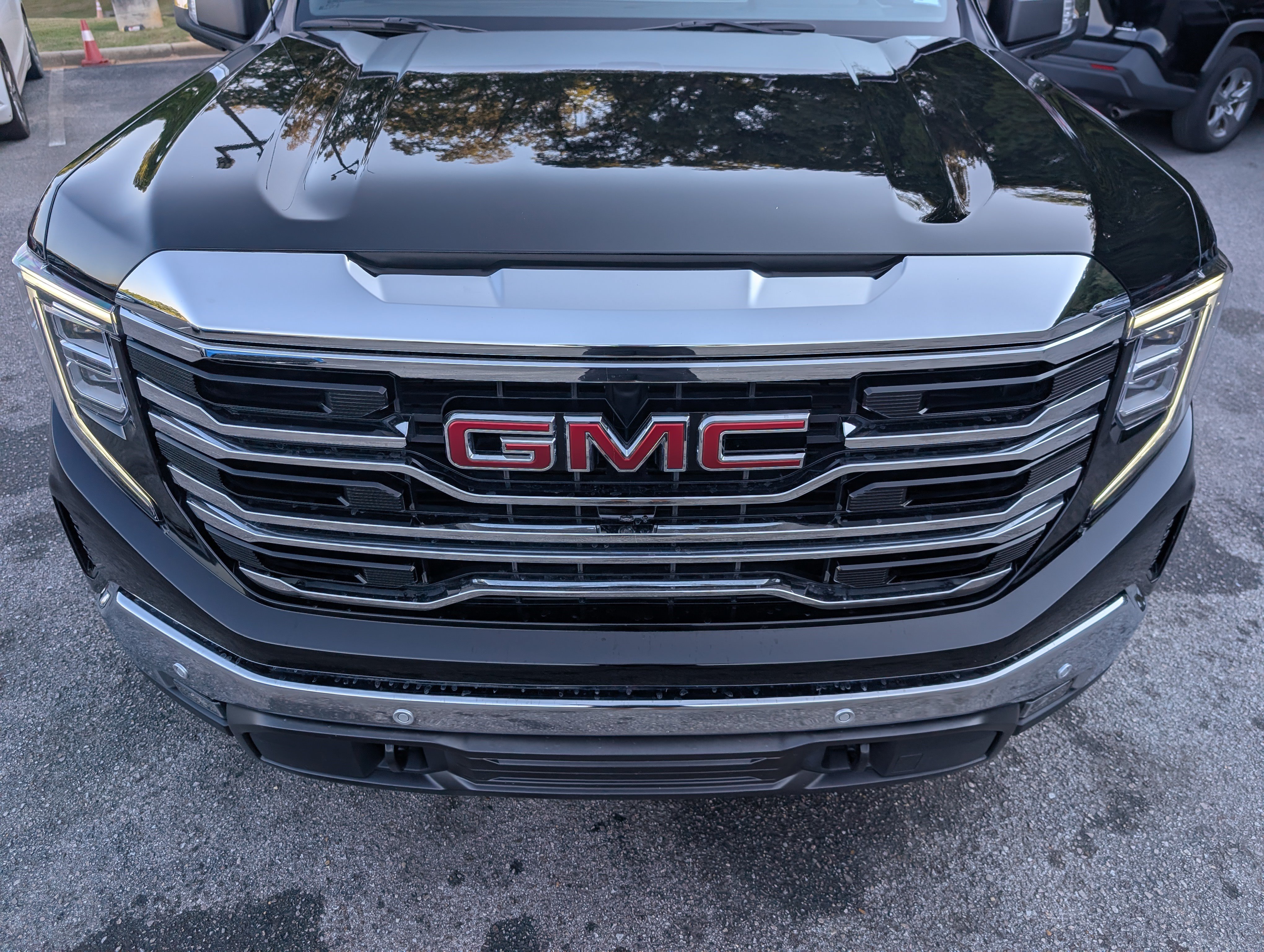 Used 2026 GMC Sierra 1500 SLT w/ SLT Premium Plus Package AWD/4WD image 12