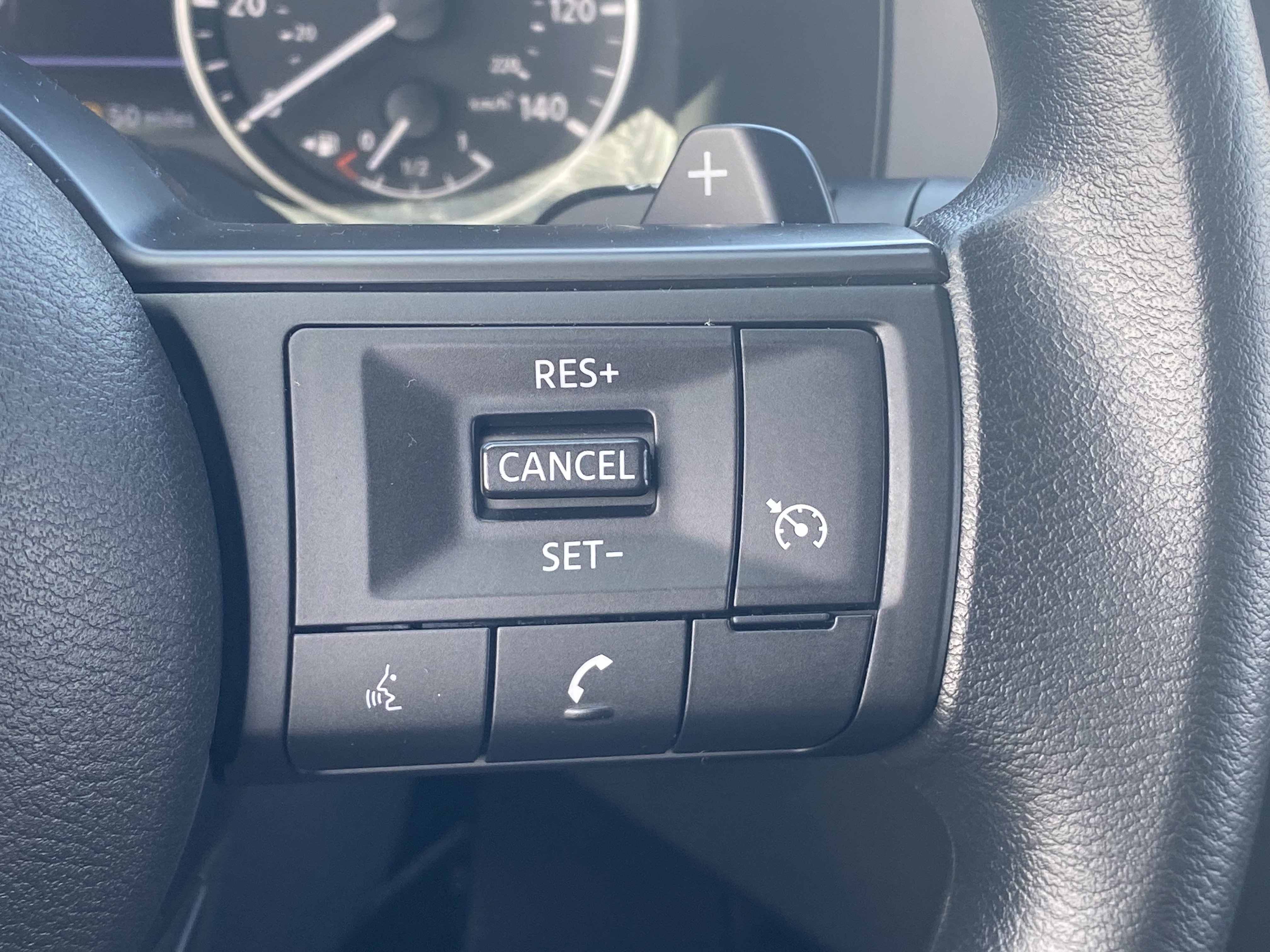 Used 2025 Nissan Pathfinder S FWD image 22