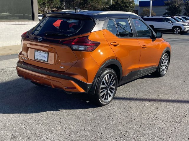 Used 2023 Nissan Kicks SV FWD image 6