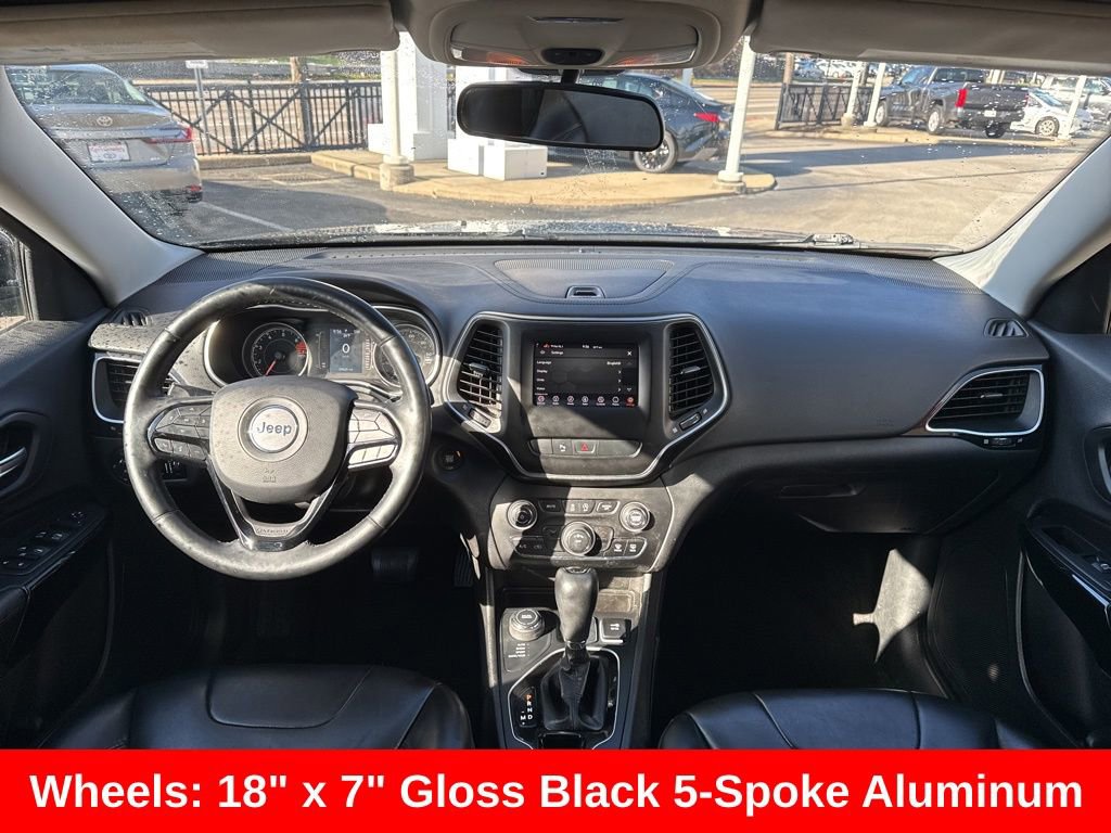 Used 2019 Jeep Cherokee Latitude Plus image 25