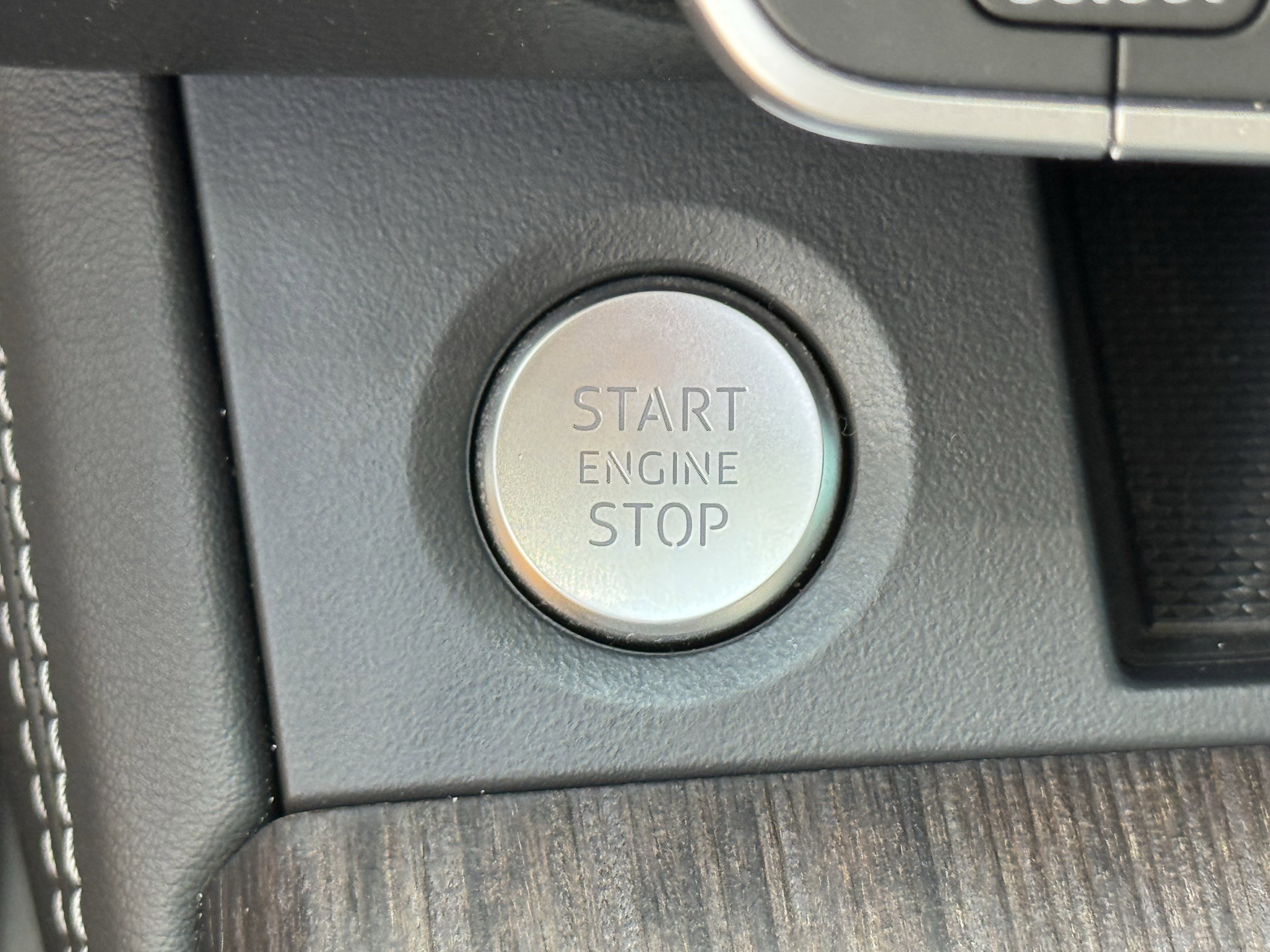 Used 2023 Audi Q5 2.0T Prestige w/ Prestige Package image 22