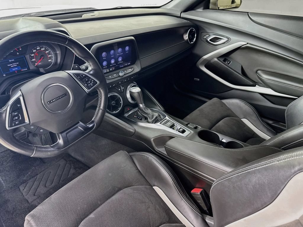 Used 2023 Chevrolet Camaro LT w/ Technology Package RWD image 28