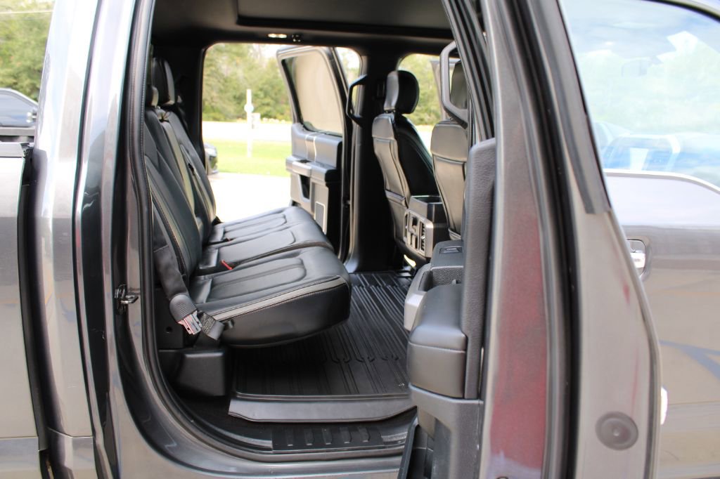 Used 2019 Ford F150 Platinum w/ Equipment Group 701A Luxury image 14