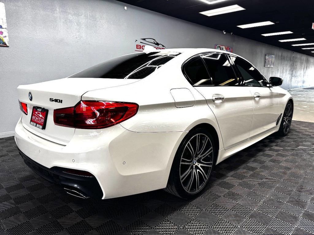Used 2018 BMW 540i image 14