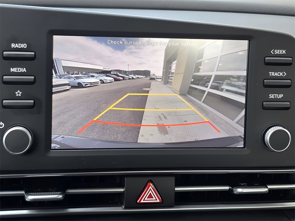 Used 2023 Hyundai Elantra SEL image 30