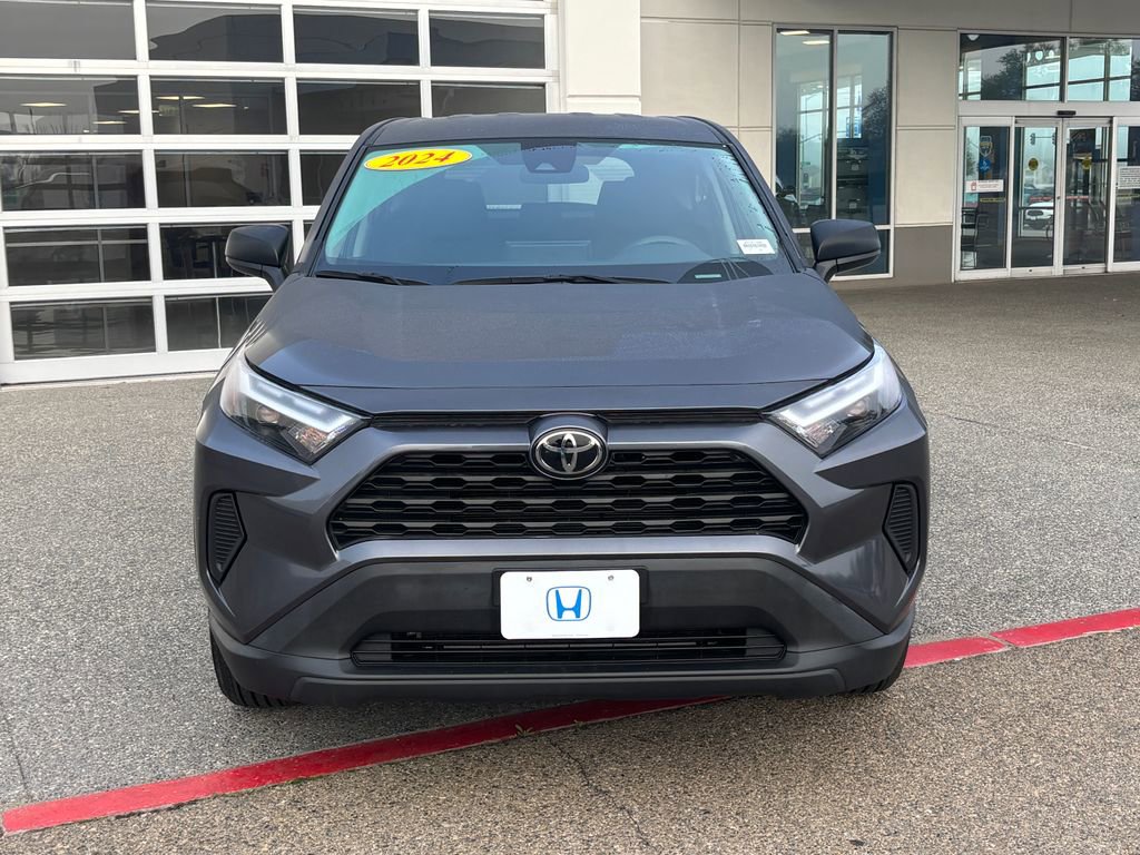 Used 2024 Toyota RAV4 LE image 2