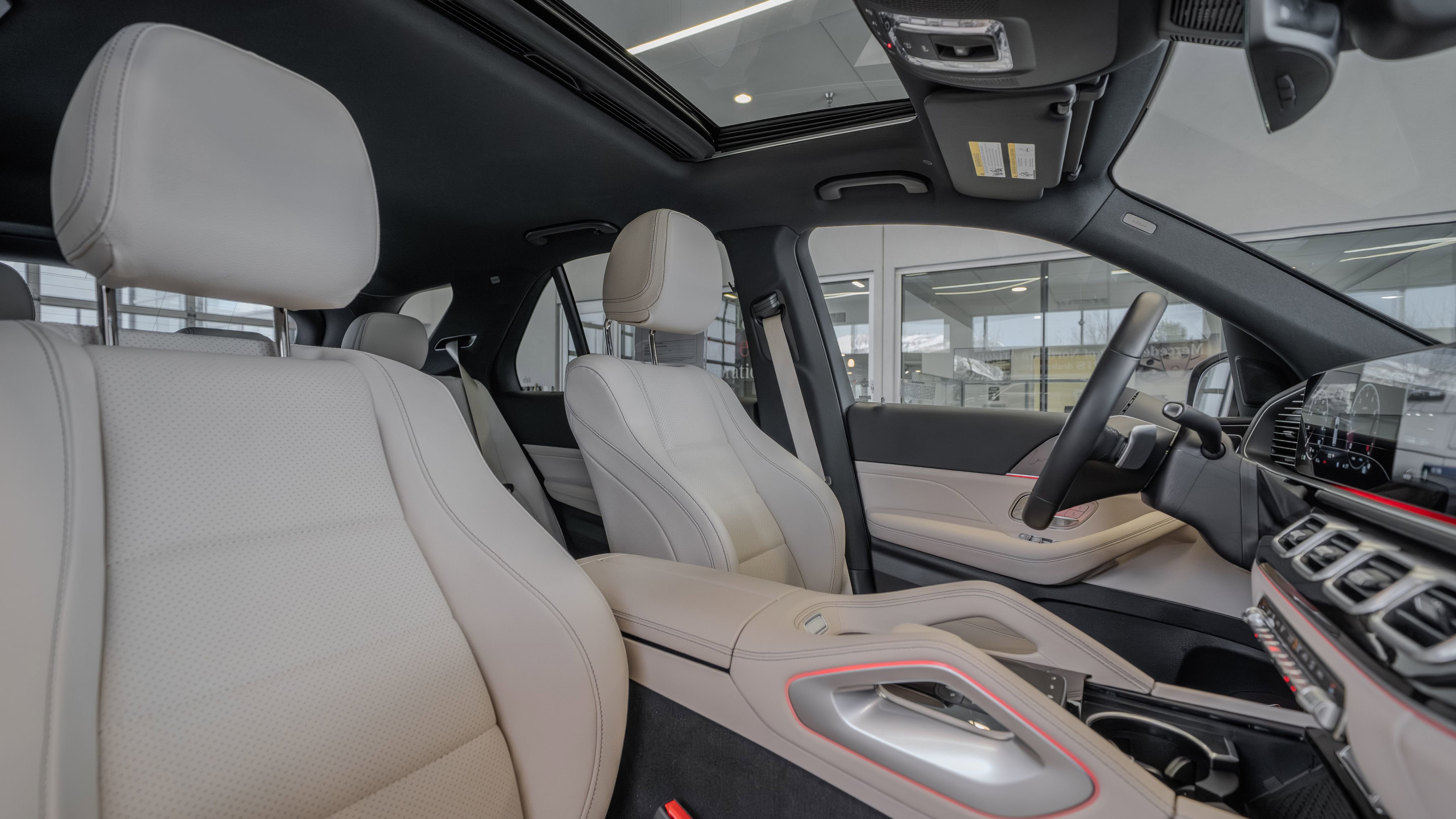 Used 2024 Mercedes-Benz GLE 350 4MATIC image 29