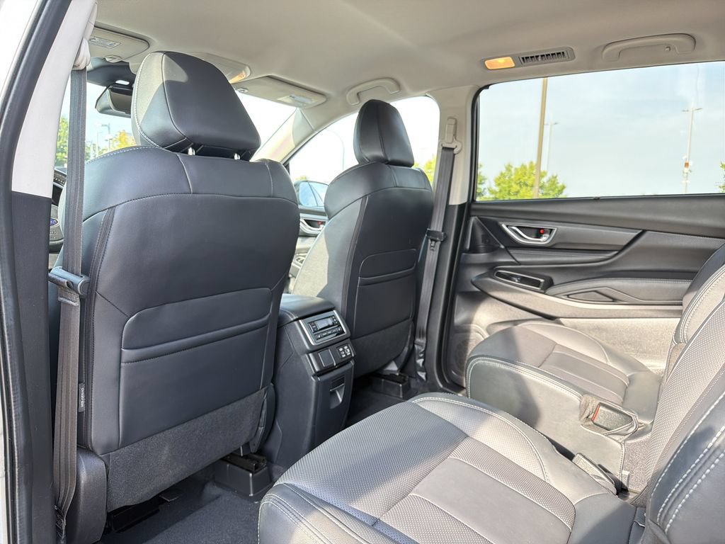 Used 2023 Subaru Ascent Limited AWD/4WD image 12