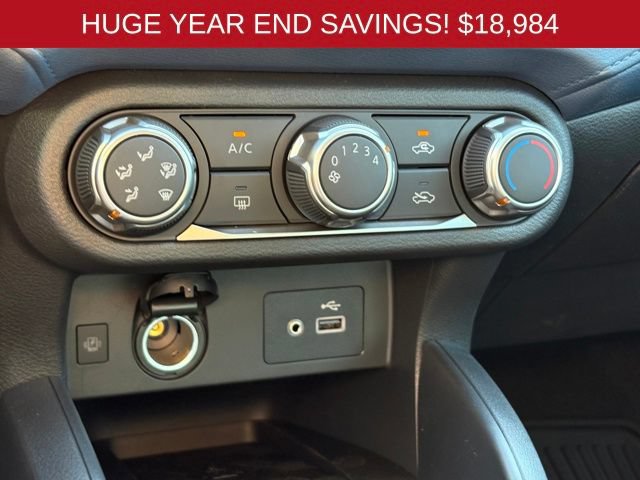 New 2025 Nissan Versa SV w/ Trunk Package FWD image 15