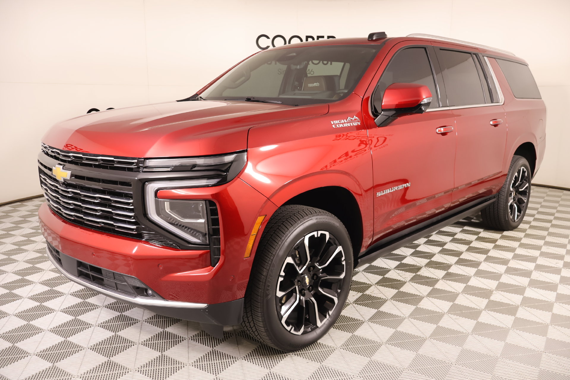 Used 2026 Chevrolet Suburban High Country AWD/4WD image 11