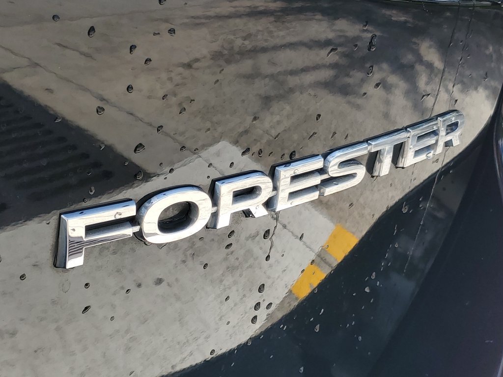 Used 2020 Subaru Forester Premium AWD/4WD image 8