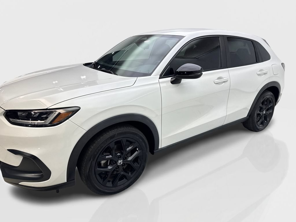 Used 2023 Honda HR-V Sport image 5