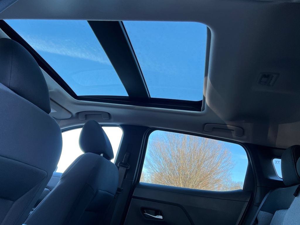 New 2026 Nissan Kicks SV w/ SV Premium Package AWD/4WD image 18