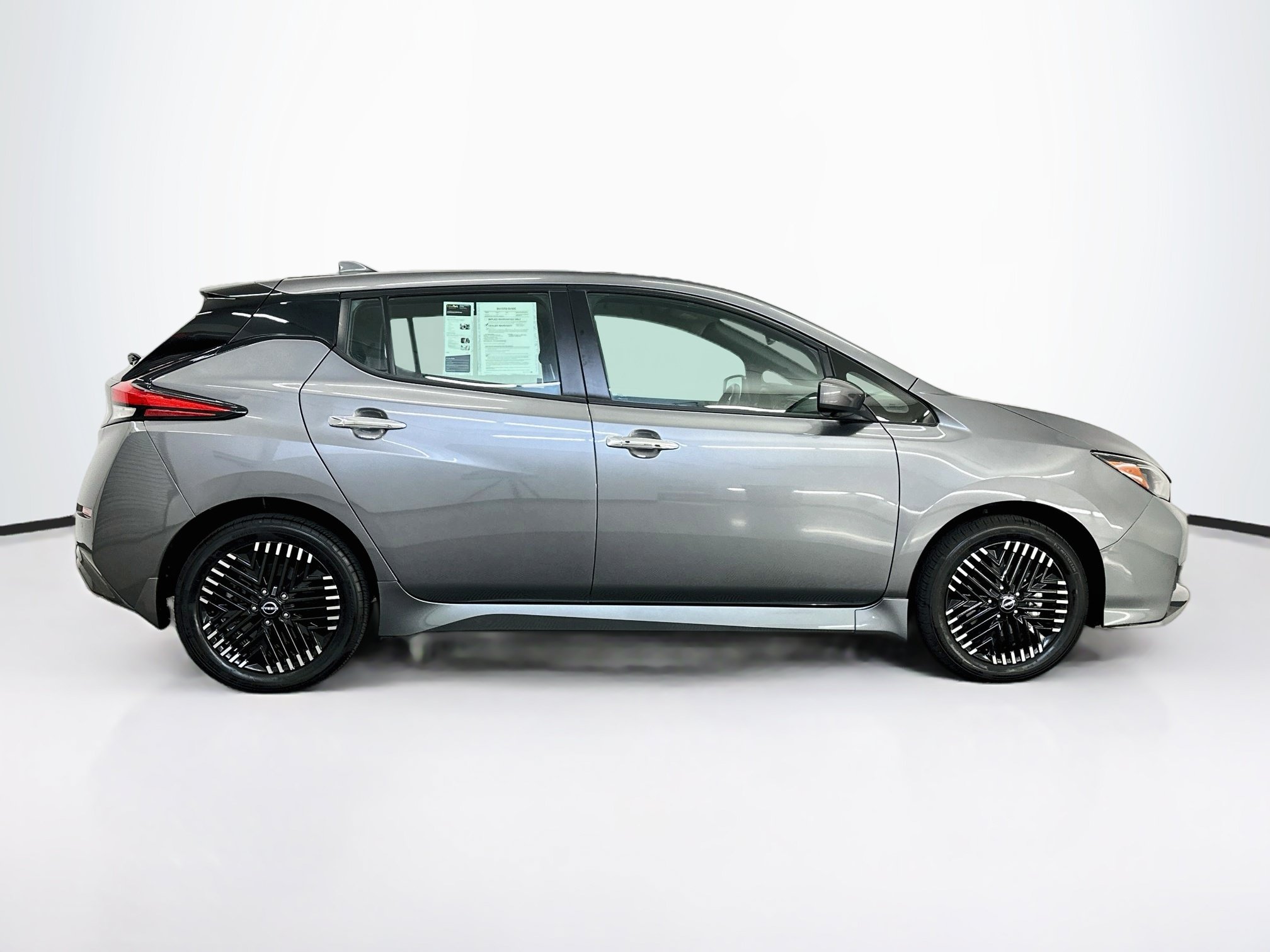 Used 2024 Nissan Leaf SV Plus FWD image 10