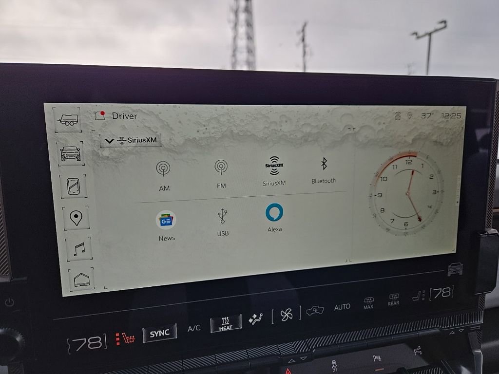 Used 2024 GMC Hummer EV 3X w/ Omega Edition image 32